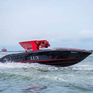 Lancha Lux